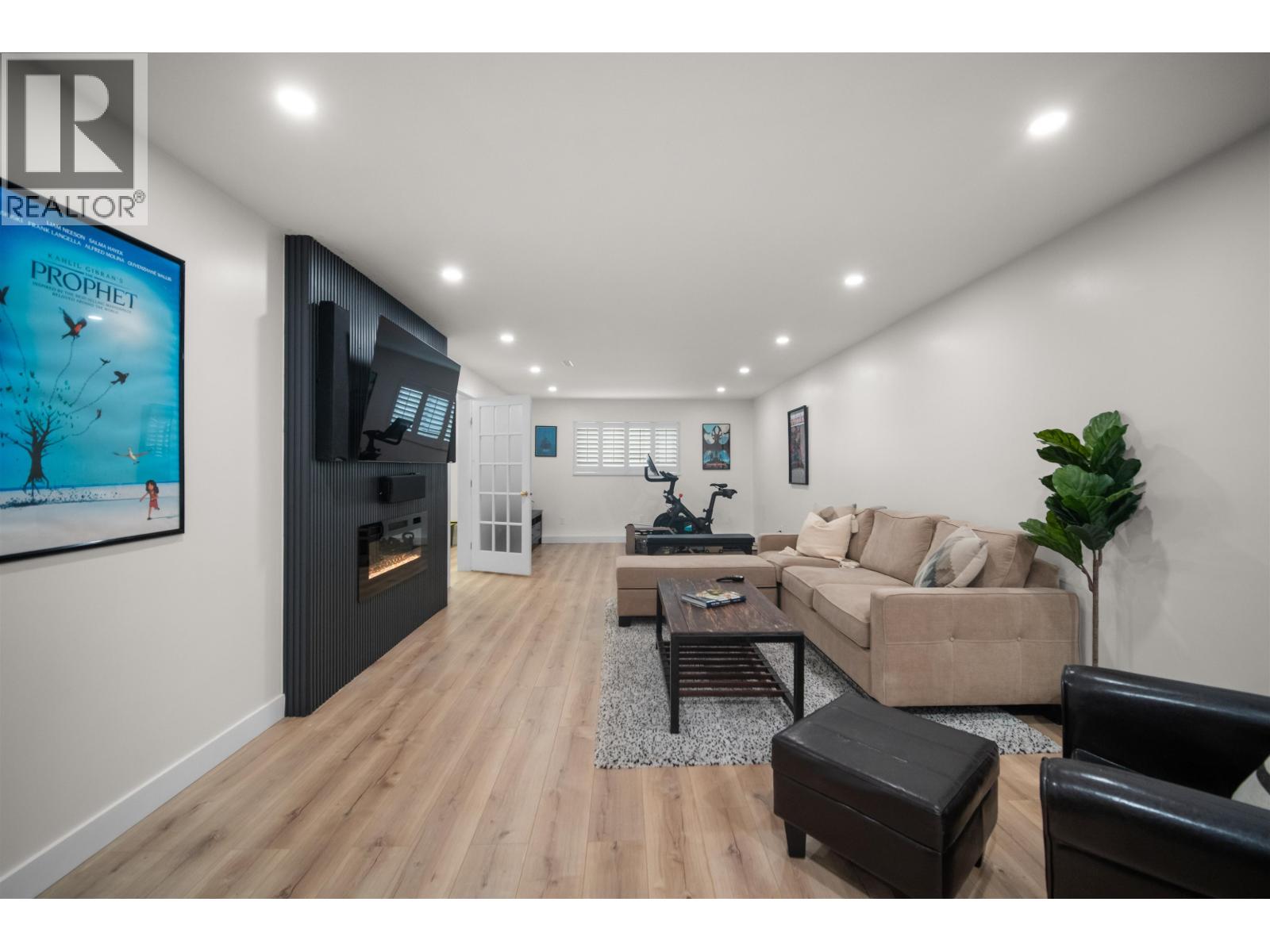 23659 TAMARACK LANE