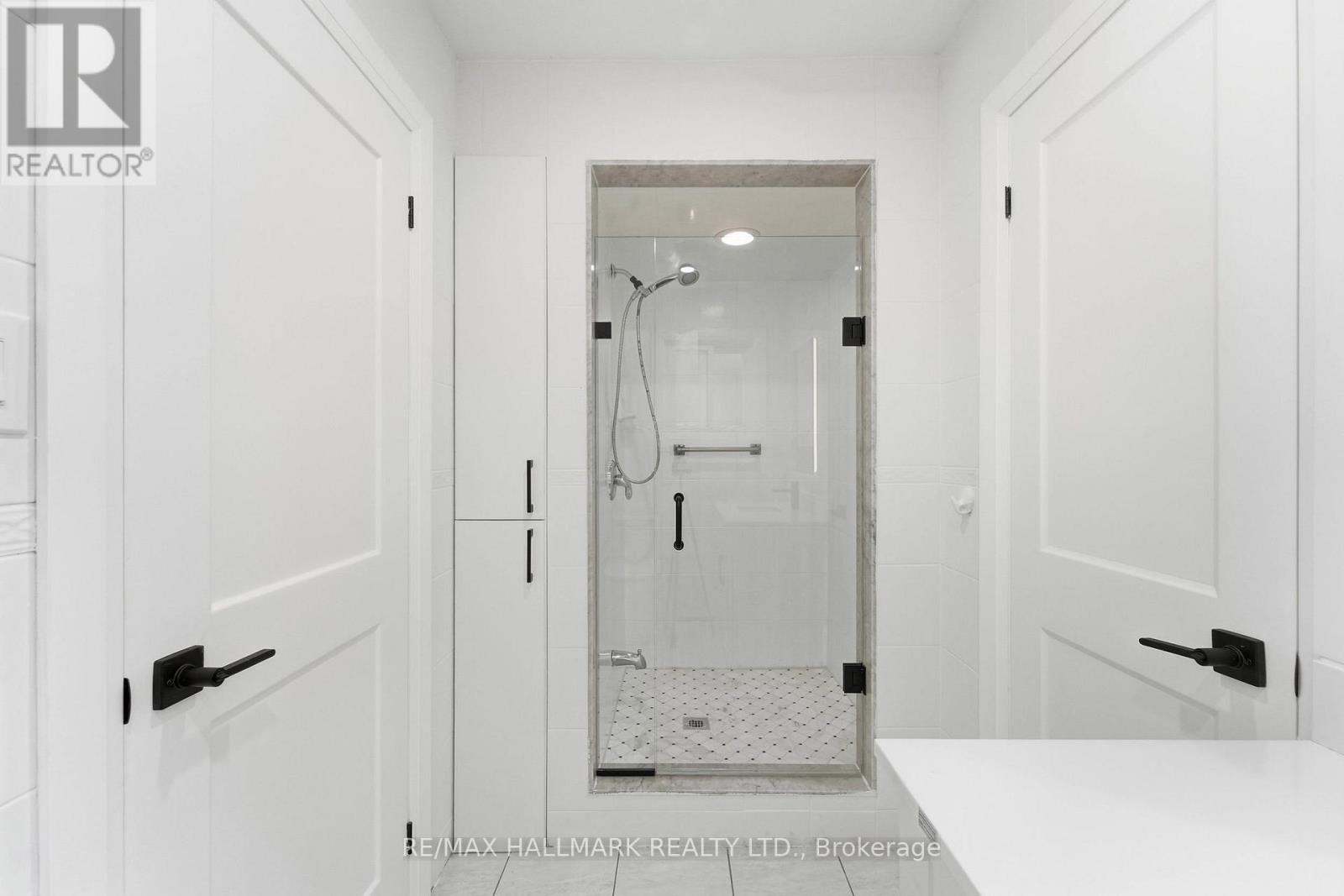 44 Olympia Gate, Vaughan, Ontario  L4L 5K3 - Photo 15 - N13852110