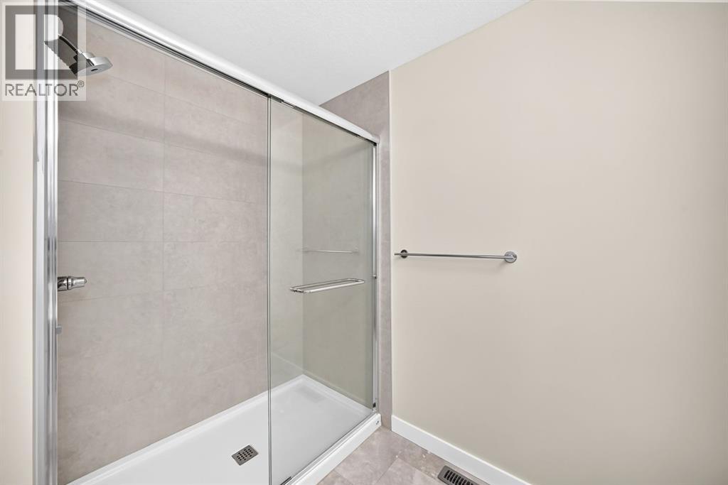2274 Bayview Drive Sw, Airdrie, Alberta  T4B 5N6 - Photo 21 - A2349611