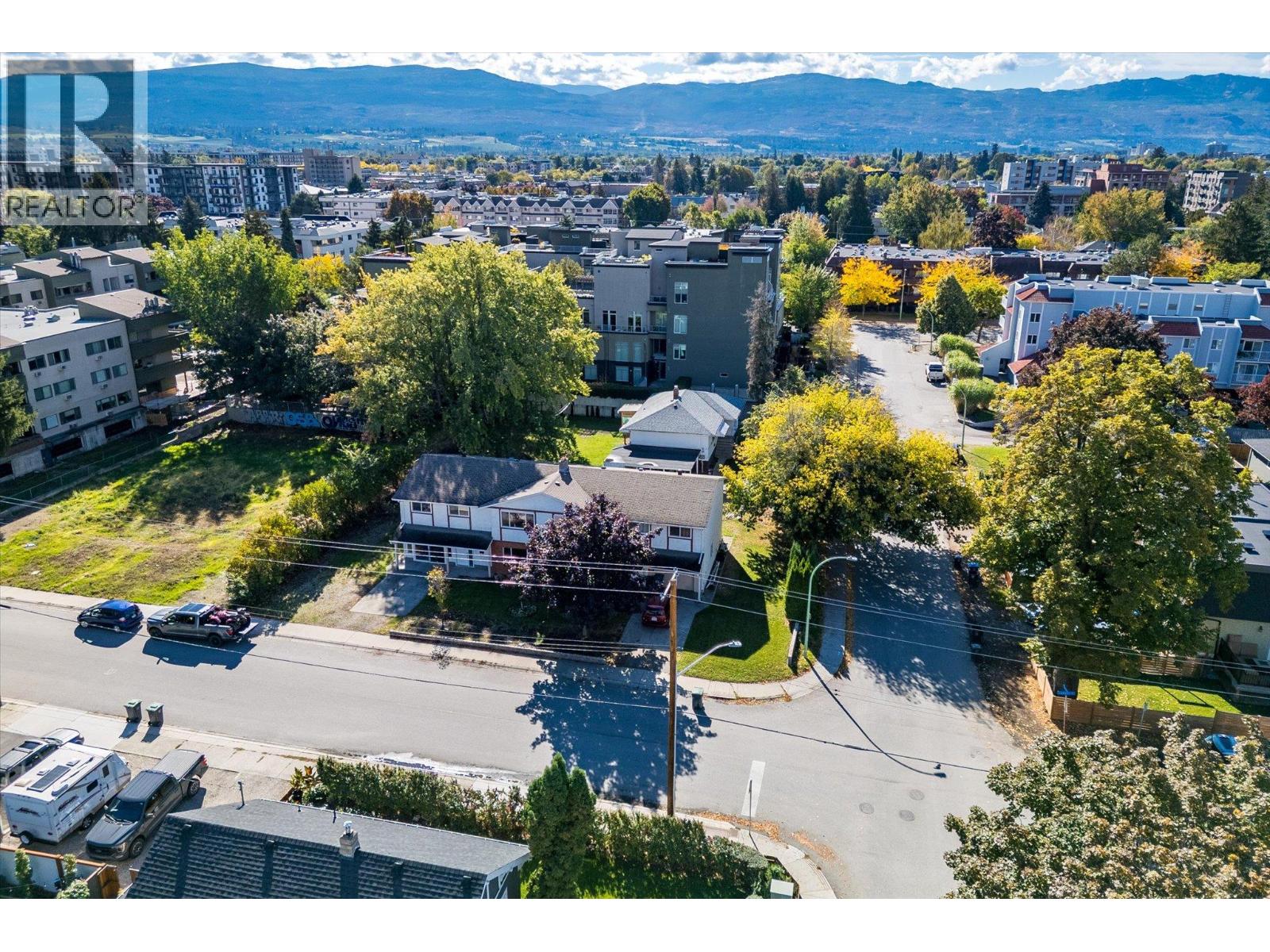 1011-1013 Lawson Avenue, Kelowna, British Columbia  V1Y 6T3 - Photo 5 - 10402492