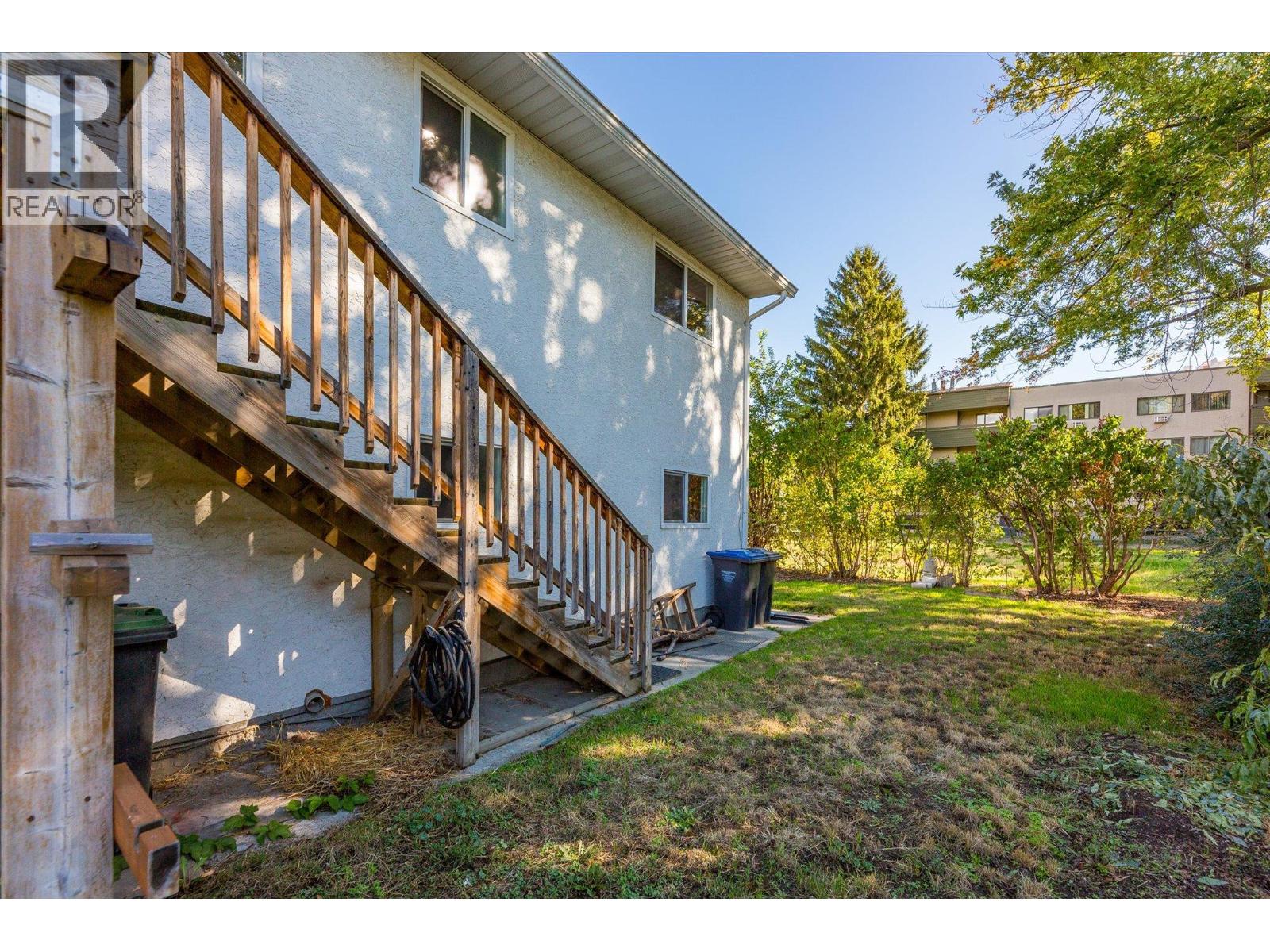 1011-1013 Lawson Avenue, Kelowna, British Columbia  V1Y 6T3 - Photo 9 - 10402492