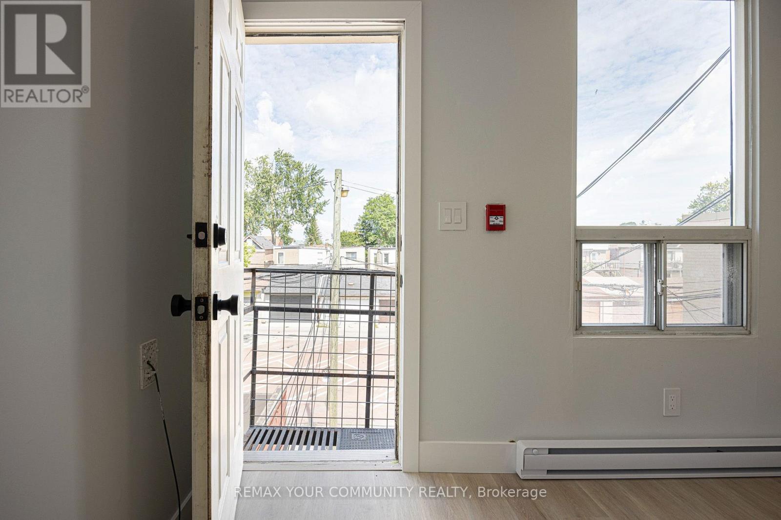3 - 1146 College Street, Toronto, Ontario  M6H 1B6 - Photo 9 - C13664868