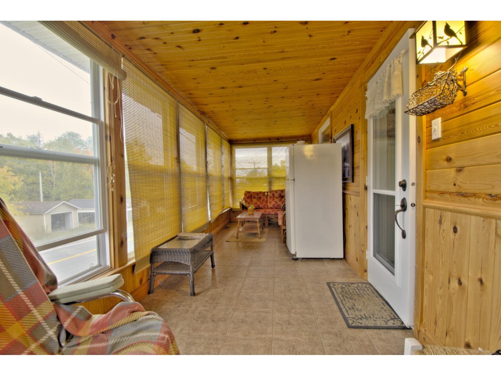 15 Av. Roy Saint-Joseph-de-Coleraine Quebec Canada G0N1B0 4