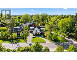489 LAKESHORE ROAD W, Oakville, Ontario
