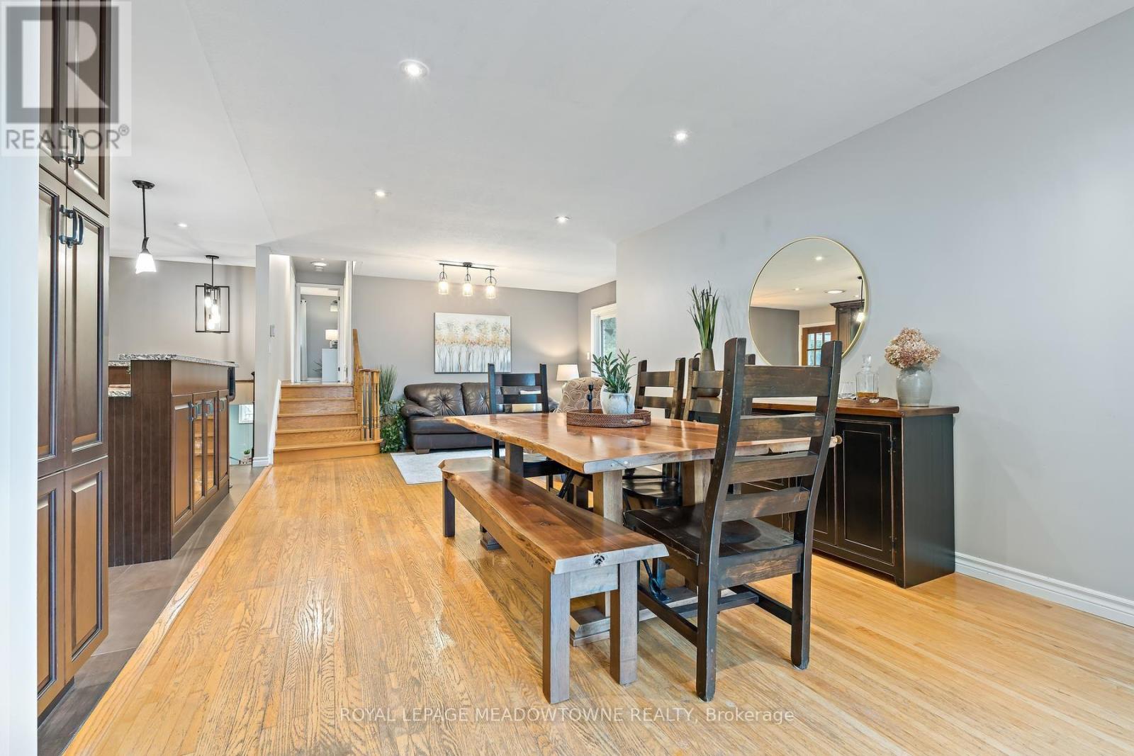 33 Fagan Drive, Halton Hills, Ontario  L7G 4P4 - Photo 6 - W13863578