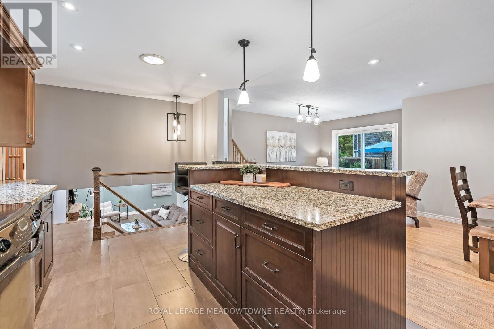 33 Fagan Drive, Halton Hills, Ontario  L7G 4P4 - Photo 14 - W13863578