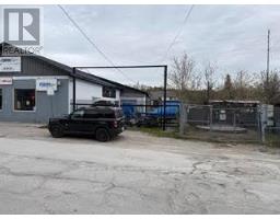 4355 KENNISIS LAKE ROAD, Dysart et al, Ontario