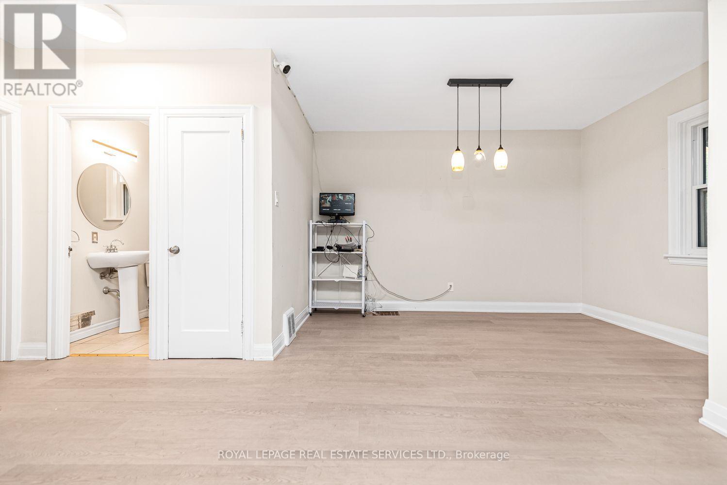 187 West 2nd Street, Hamilton, Ontario  L9C 3G2 - Photo 5 - X13863754