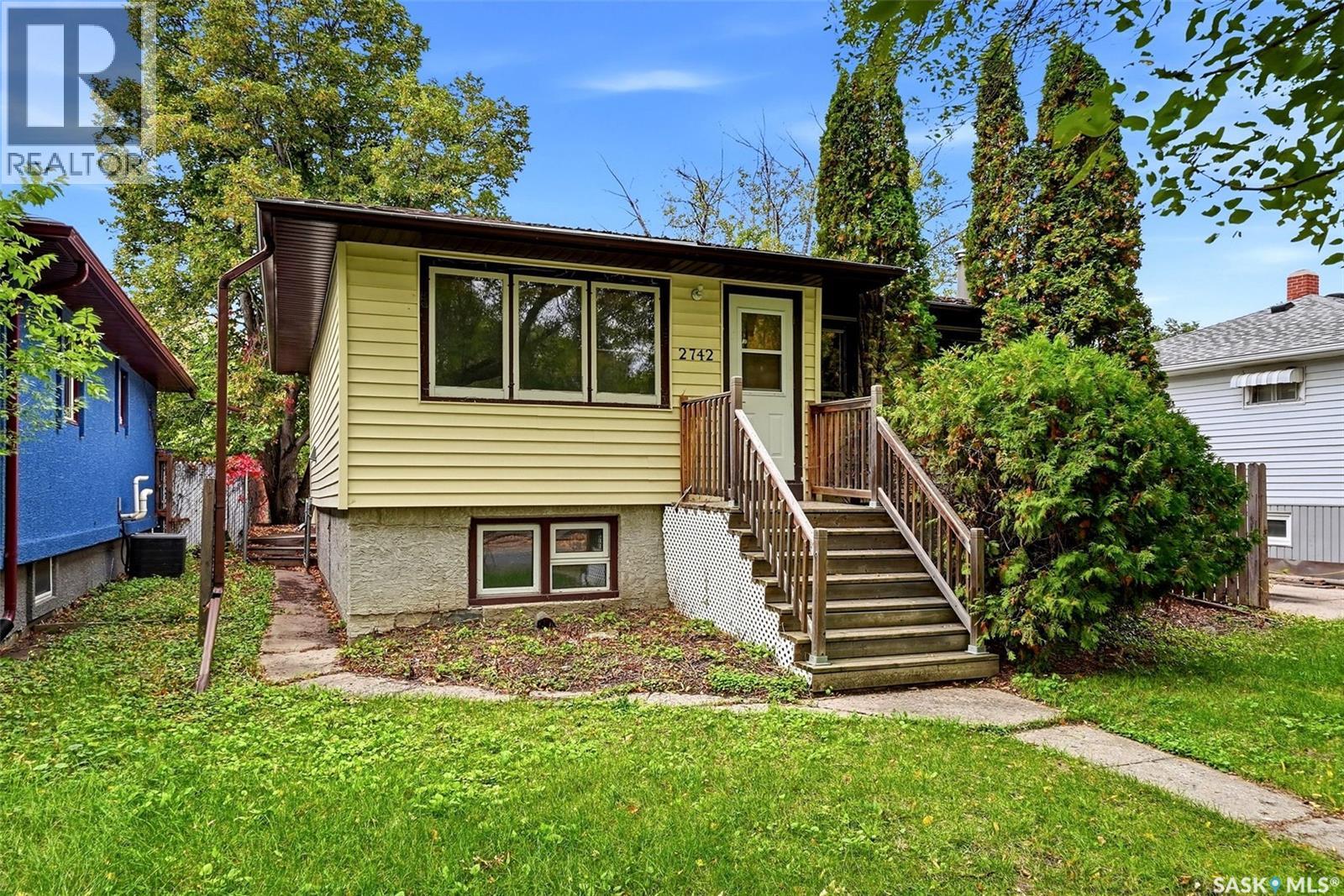 2742 Mcara STREET, Regina, Saskatchewan