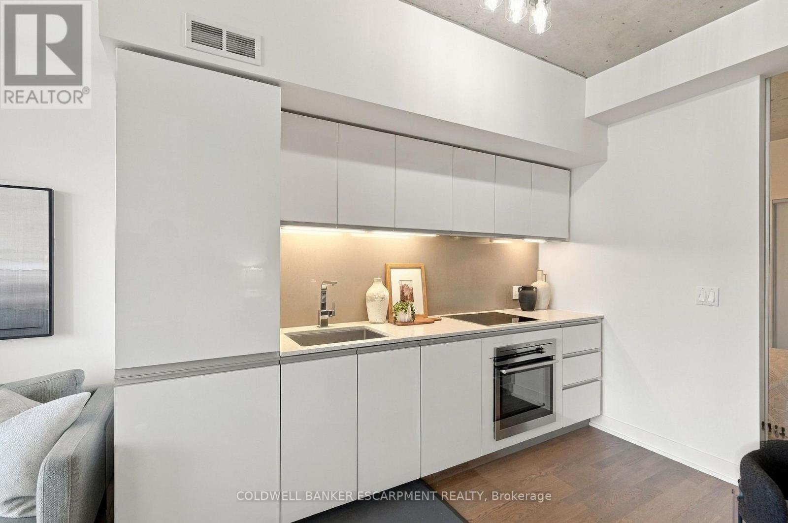 628 - 20 Minowan Miikan Lane, Toronto, Ontario  M6J 0E5 - Photo 12 - C13860398