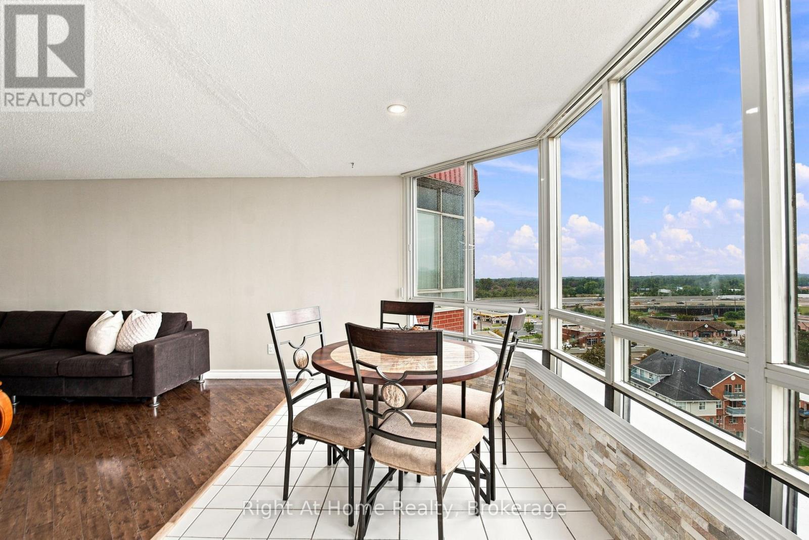 1215 - 11753 Sheppard Avenue E, Toronto, Ontario  M1B 5M3 - Photo 15 - E13863988