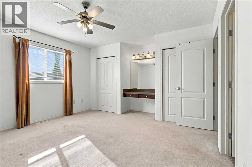 10625 Royal Oaks Drive, Grande Prairie, Alberta  T8V 8G3 - Photo 12 - A2343139