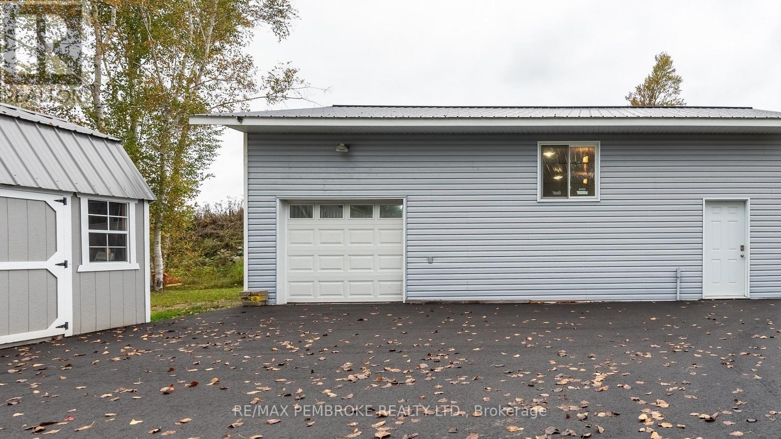 1108 Boundary Road, Pembroke, Ontario  K8A 7X1 - Photo 5 - X13863886
