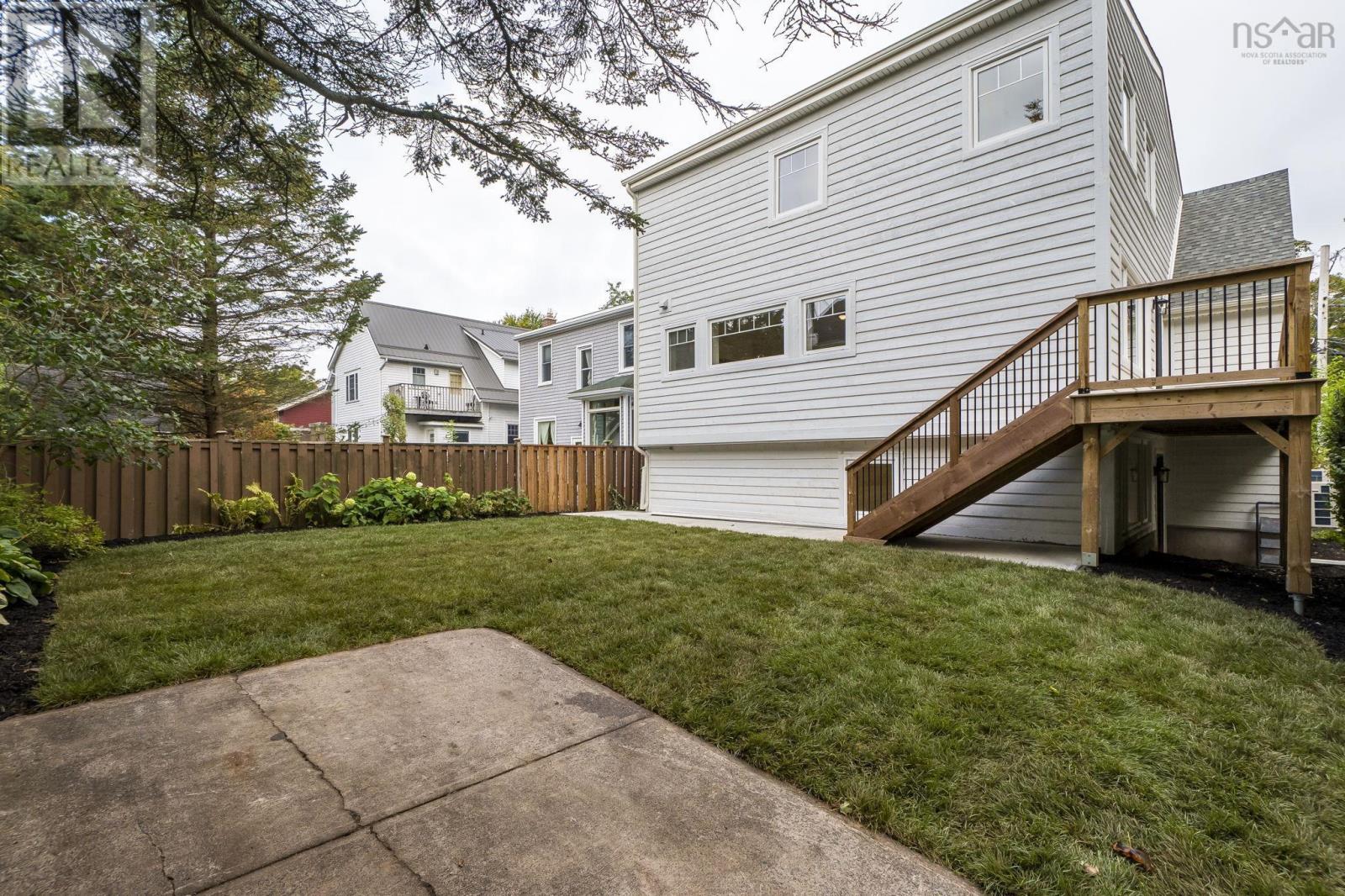 6214 Shirley Street, Halifax, Nova Scotia  B3H 2N5 - Photo 2 - 202625183