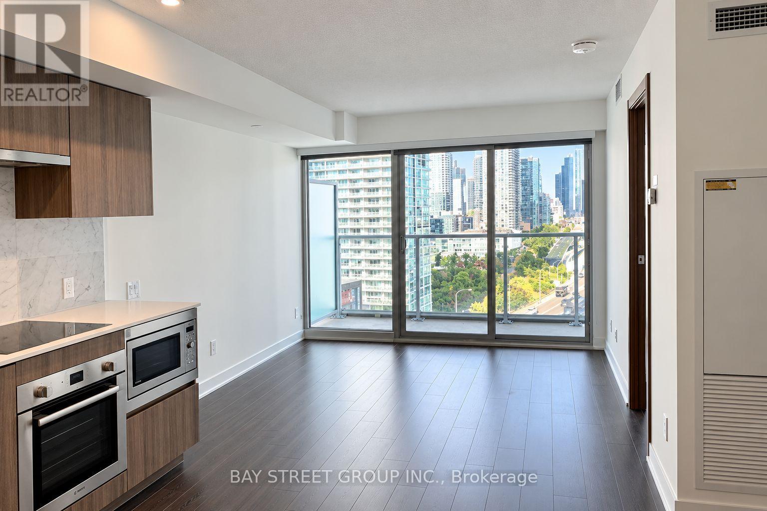 1608 - 19 Bathurst Street, Toronto, Ontario  M5V 0N2 - Photo 6 - C13863958