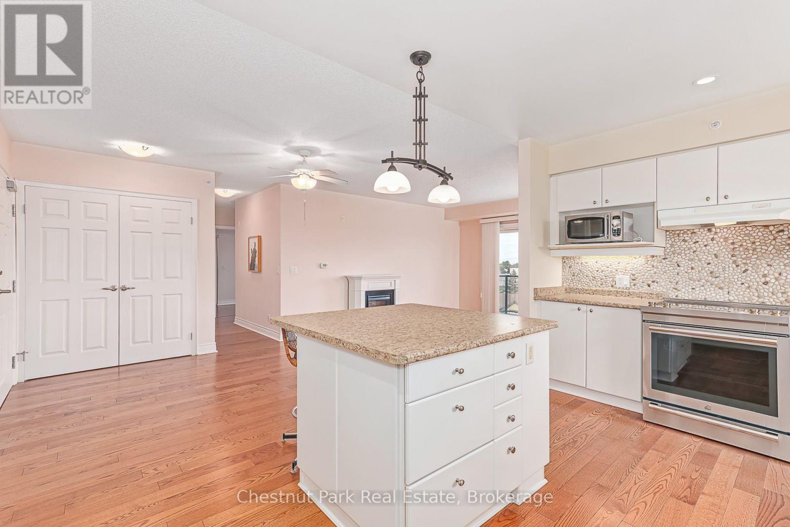 416 - 91 Raglan Street, Collingwood, Ontario  L9Y 4V3 - Photo 15 - S13864058