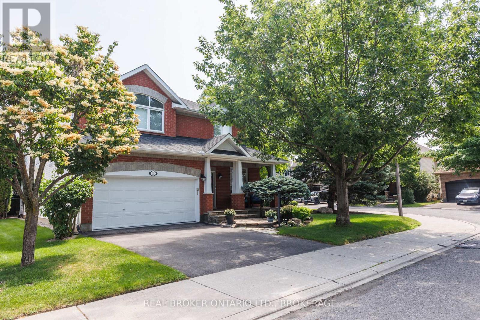 11 Redbridge Crescent, Ottawa, Ontario