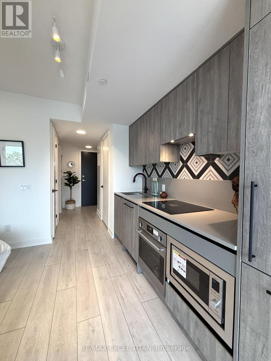 416 - 5 Lakeview Avenue, Toronto, Ontario  M6J 0H3 - Photo 9 - C13835514