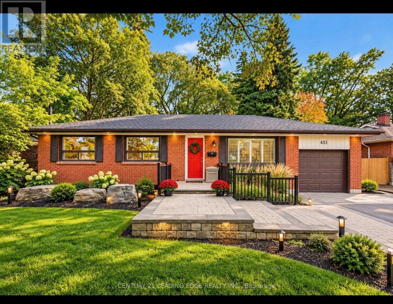 433 Brownfield Gardens, Toronto, Ontario  M1C 2Y7 - Photo 1 - E13864060