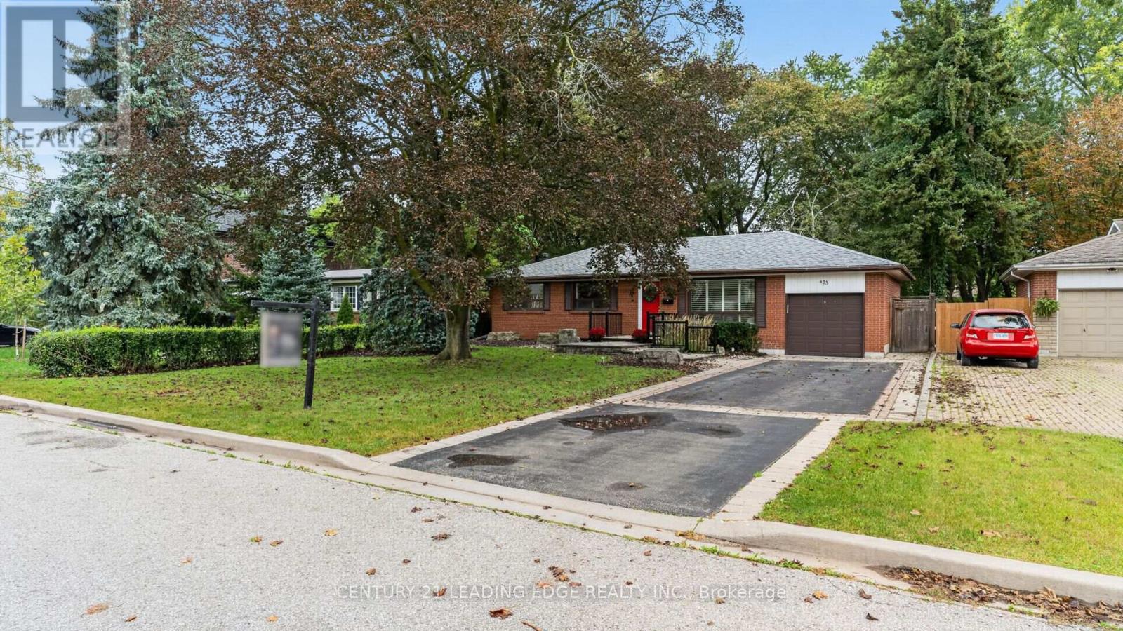 433 Brownfield Gardens, Toronto, Ontario  M1C 2Y7 - Photo 3 - E13864060