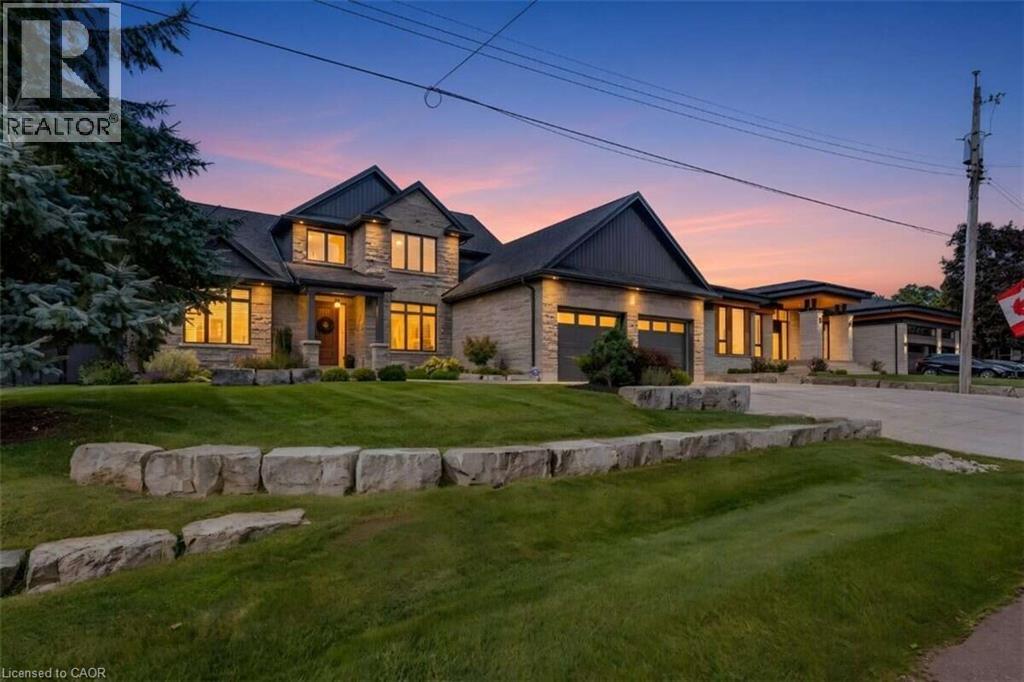 68 Waldau Crescent, Wilmot Township, Ontario  N2G 3W7 - Photo 2 - 40861046