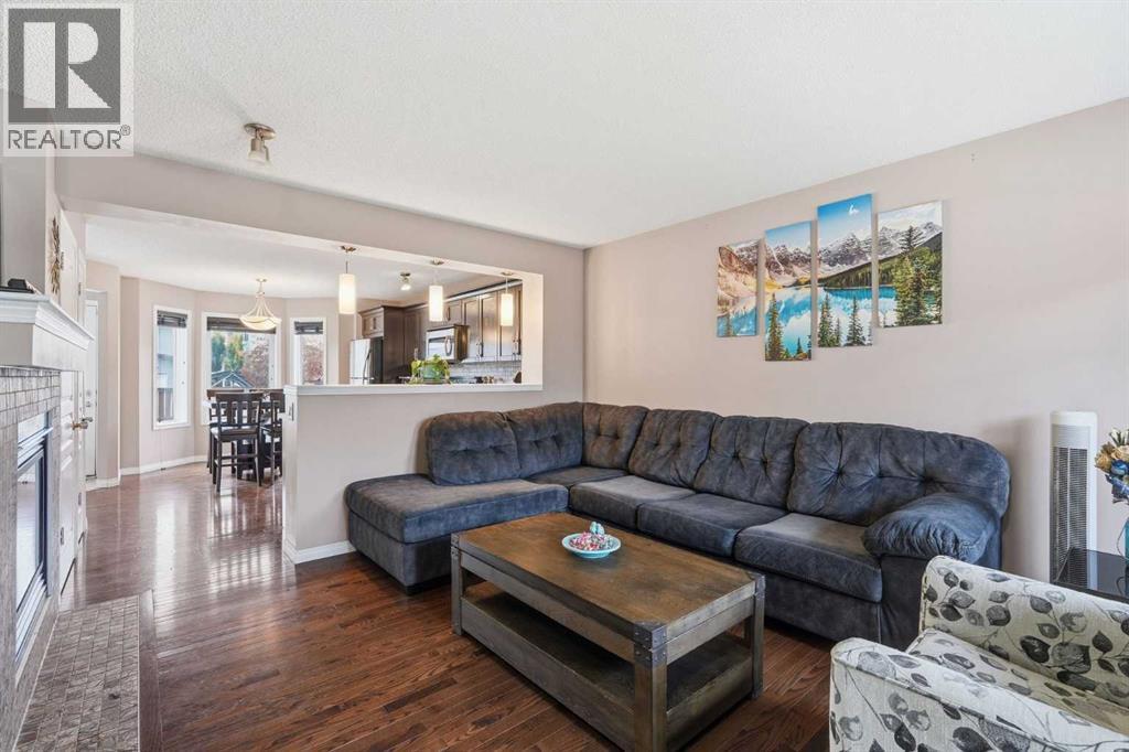 71 Elgin Meadows Garden SE, Calgary, Alberta  T2Z 0M2 - Photo 6 - A2348842