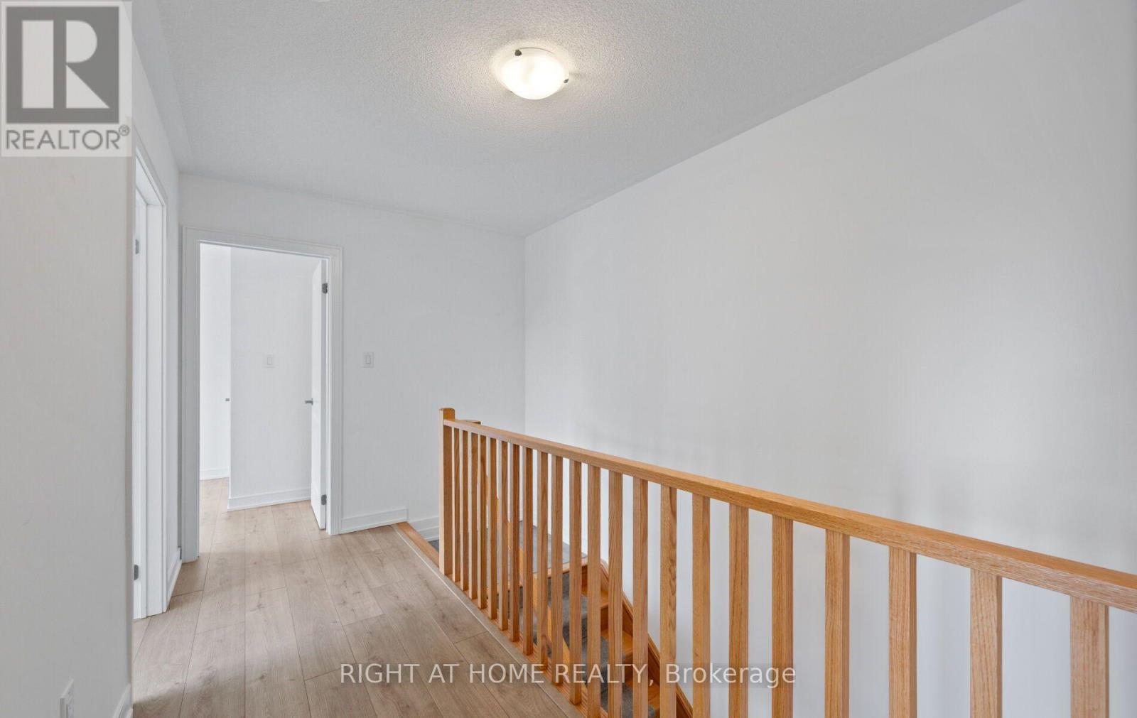 13 Magnolia Lane, Barrie, Ontario  L9J 0N9 - Photo 17 - S13863834