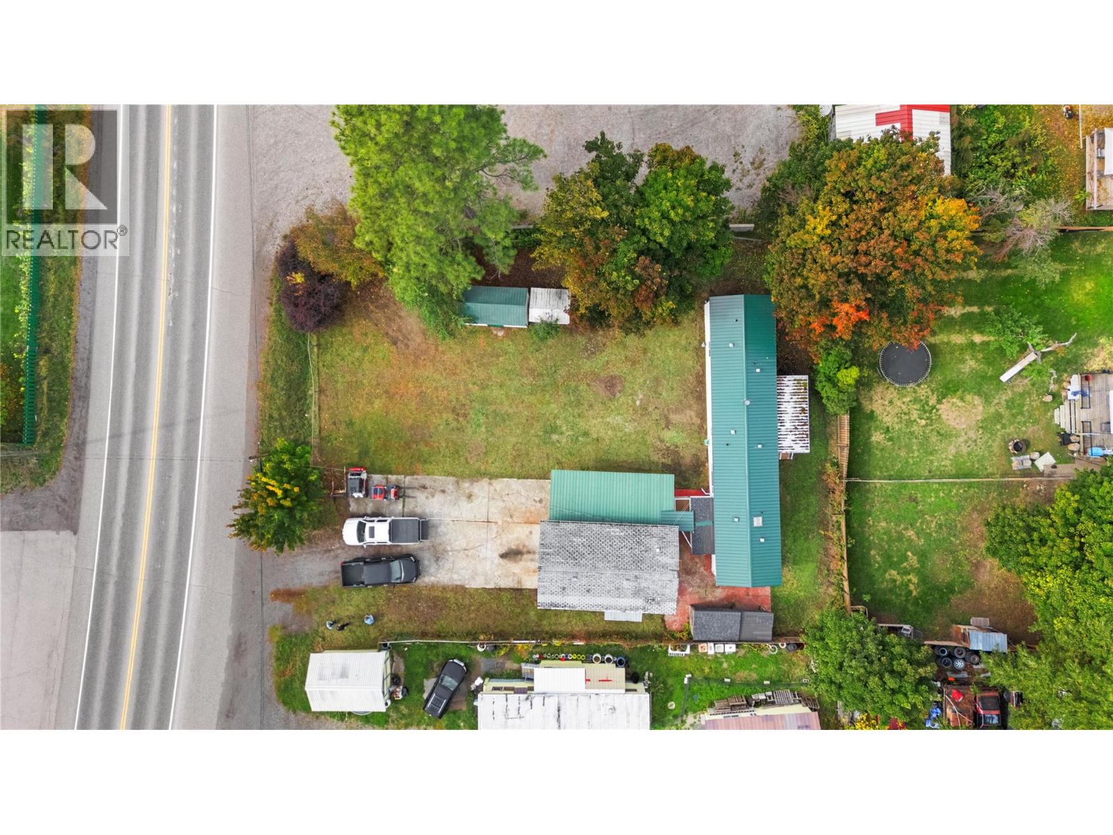 5694 97 Highway