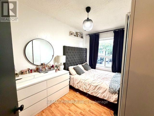 1193 St Clair Avenue W, Toronto, Ontario  M6E 1B5 - Photo 6 - W13863856