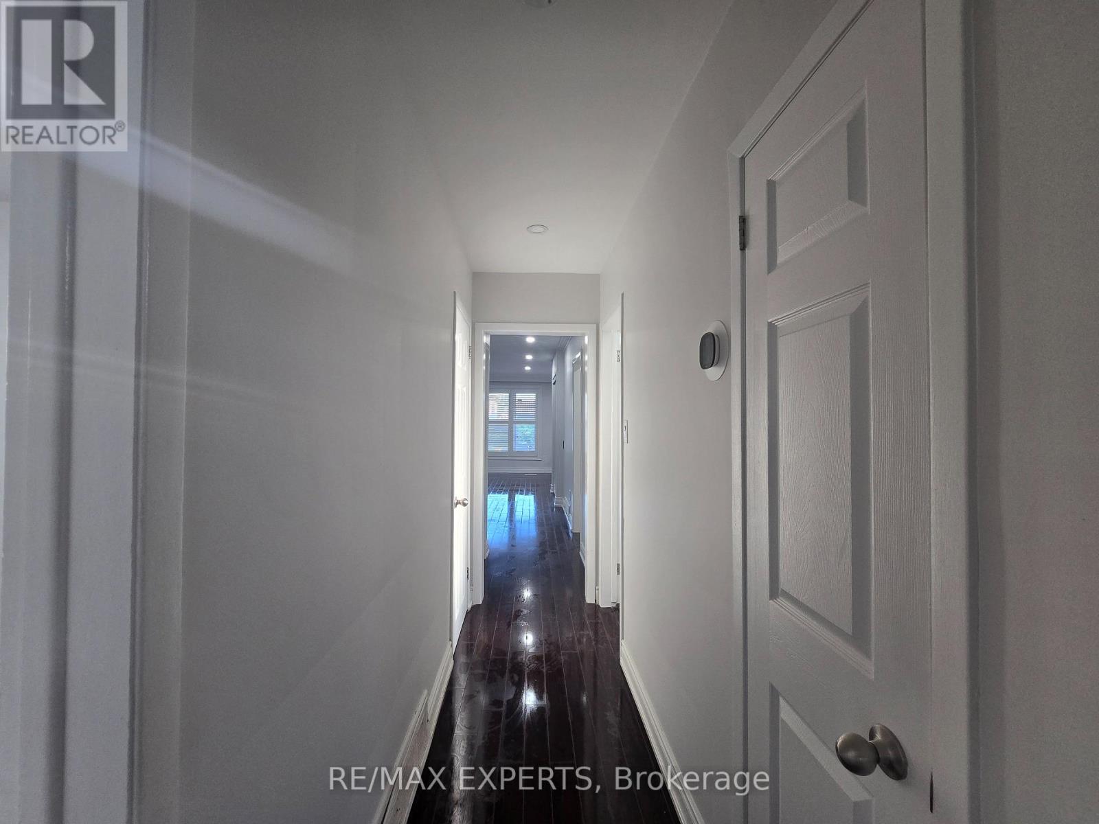 24 Roskell Crescent, Toronto (York University Heights), Ontario  M3J 1E1 - Photo 12 - W13863944