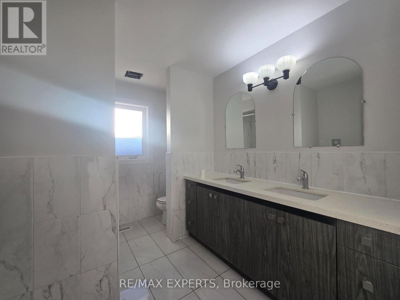 24 Roskell Crescent, Toronto (York University Heights), Ontario  M3J 1E1 - Photo 19 - W13863944