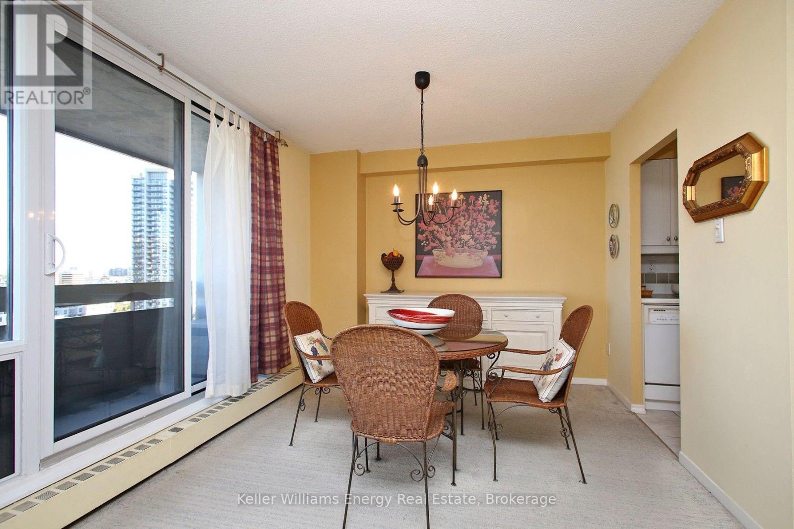 1209 - 1210 Radom Street, Pickering (Bay Ridges), Ontario  L1W 2Z3 - Photo 3 - E13863812