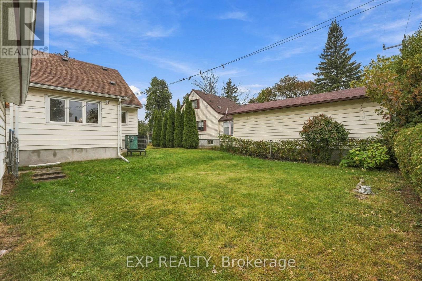 724 Mckellar Street, Peterborough, Ontario  K9J 1R3 - Photo 5 - X13864012