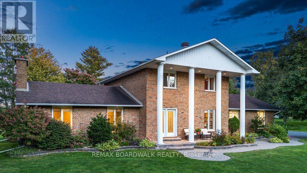 1139 St Joseph Road, Russell, Ontario  K0A 1W0 - Photo 2 - X13830656