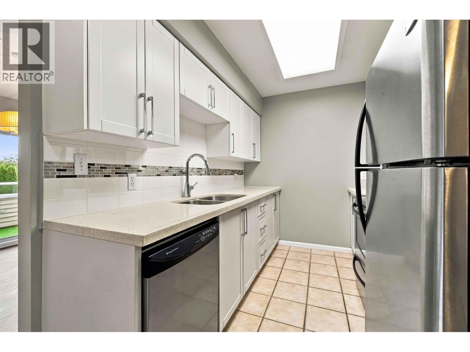 305 5375 Victory Street, Burnaby, British Columbia  V5J 1T2 - Photo 9 - R3171709