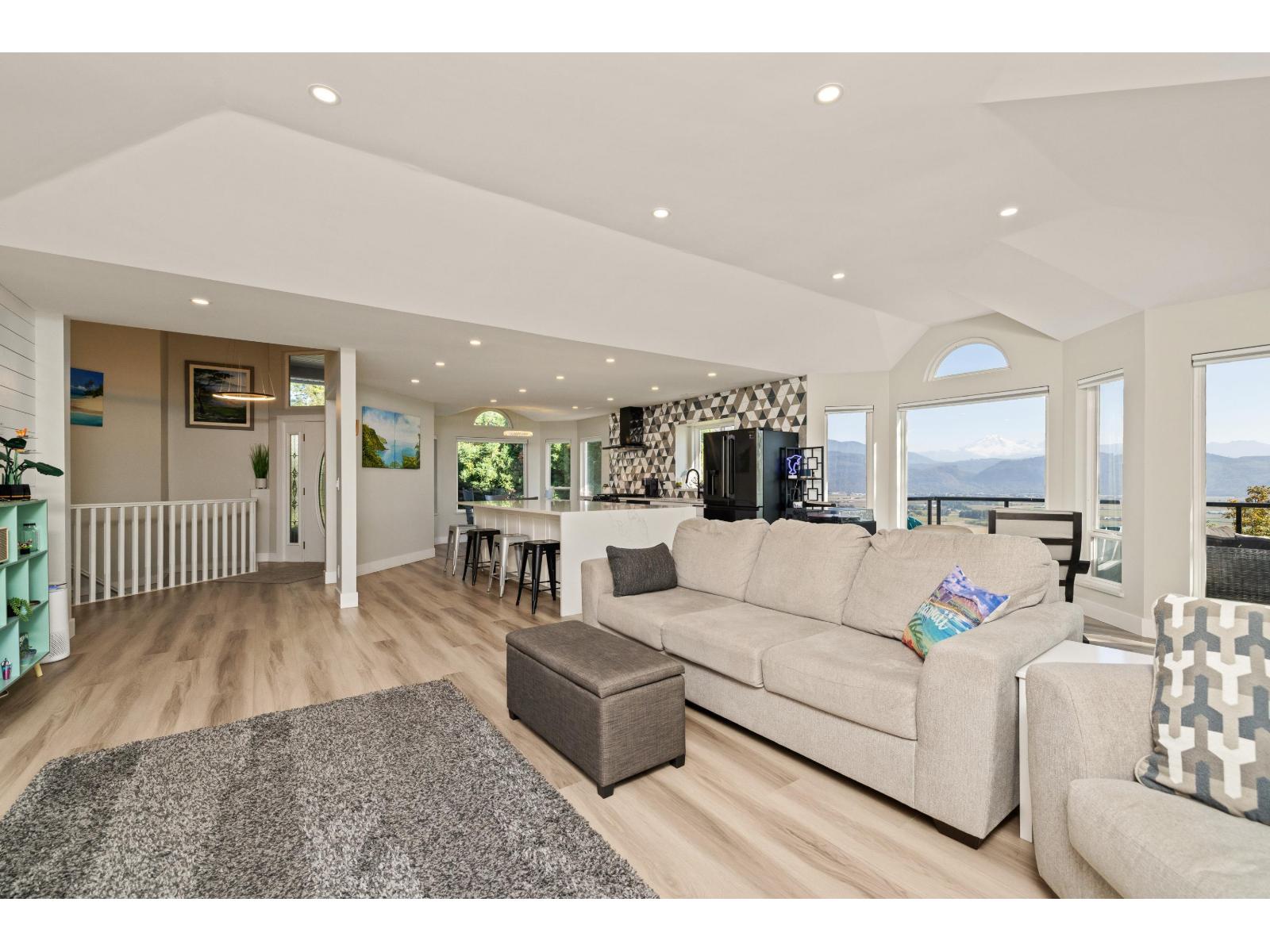 35942 EMPRESS DRIVE