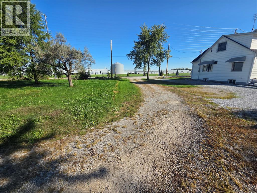 618 Mersea Road 8, Leamington, Ontario  N8H 3V8 - Photo 3 - 26024412