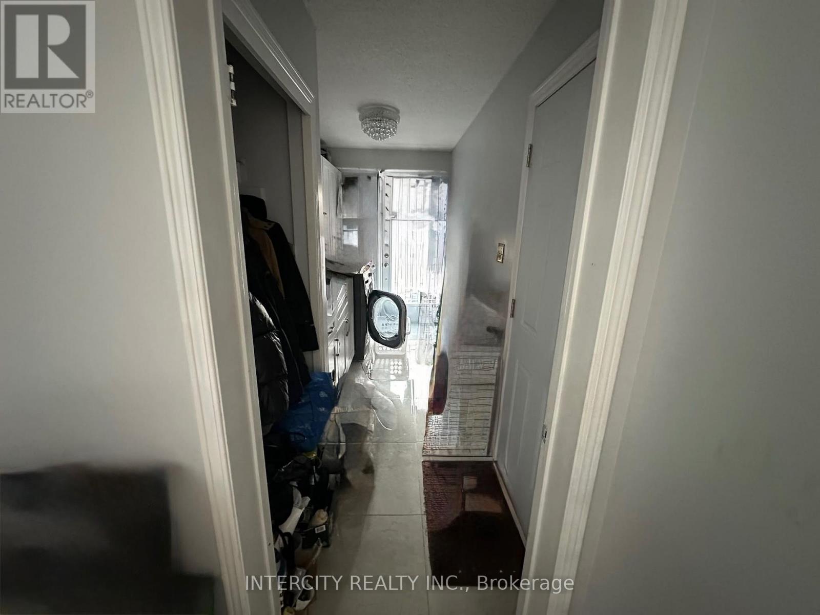 5112 Heritage Hills Boulevard, Mississauga, Ontario  L5R 2C6 - Photo 8 - W13794260