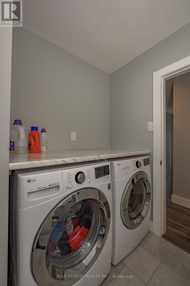 966 Glenbanner Road, London South (South Y), Ontario  N6E 1N2 - Photo 25 - X13864096