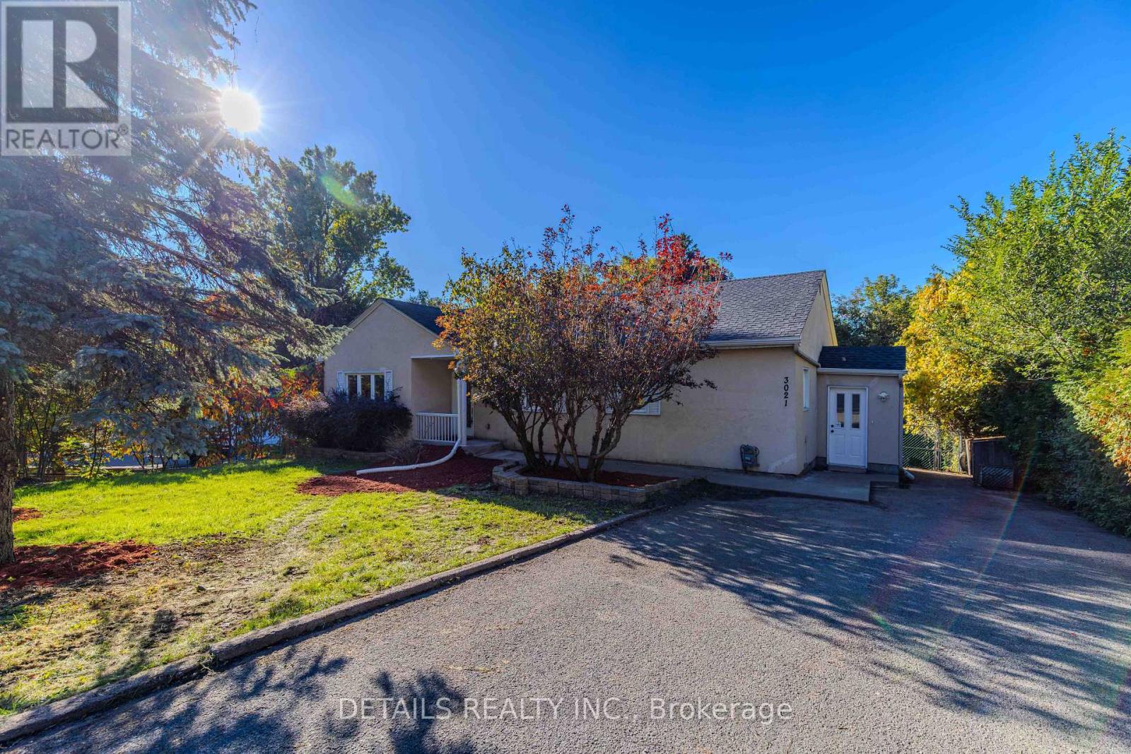 3021 Richmond Road, Ottawa, Ontario  K2B 6S6 - Photo 2 - X13864076
