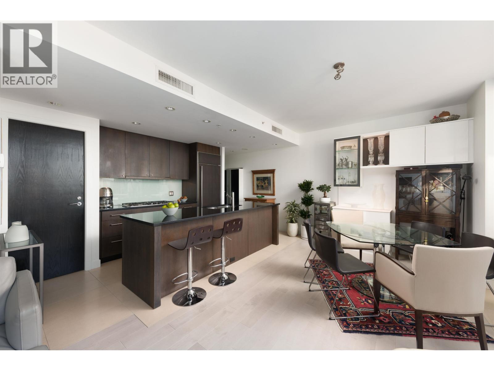 801 1455 Howe Street, Vancouver, British Columbia  V6Z 1C2 - Photo 2 - R3172437