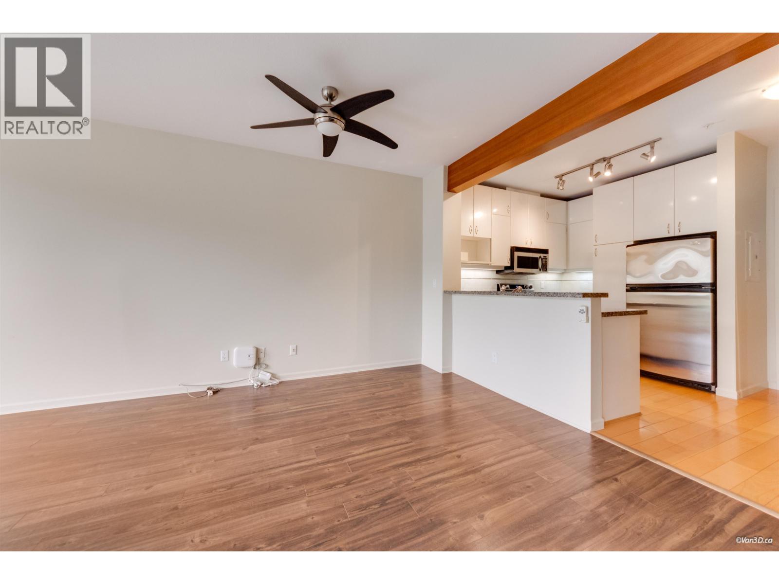 319 580 Raven Woods Drive, North Vancouver, British Columbia  V7G 2T2 - Photo 7 - R3172472