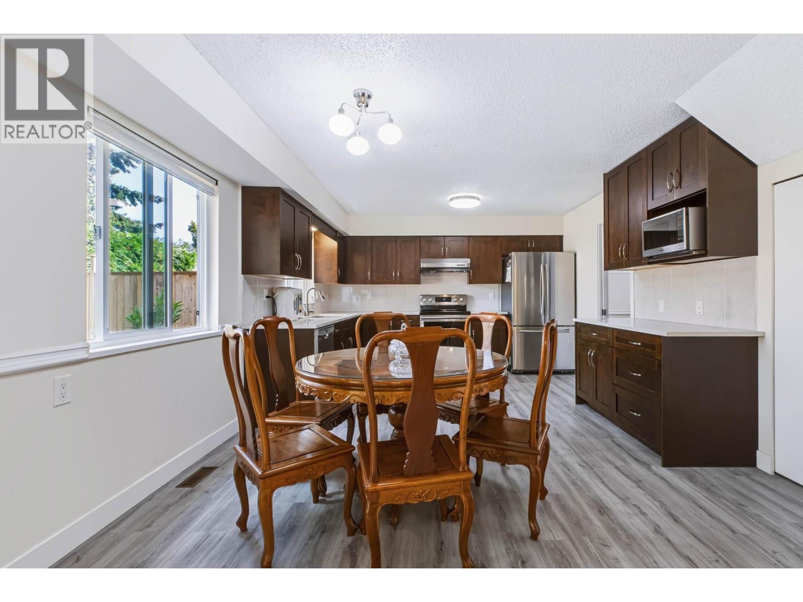 10680 HOLLYMOUNT DRIVE