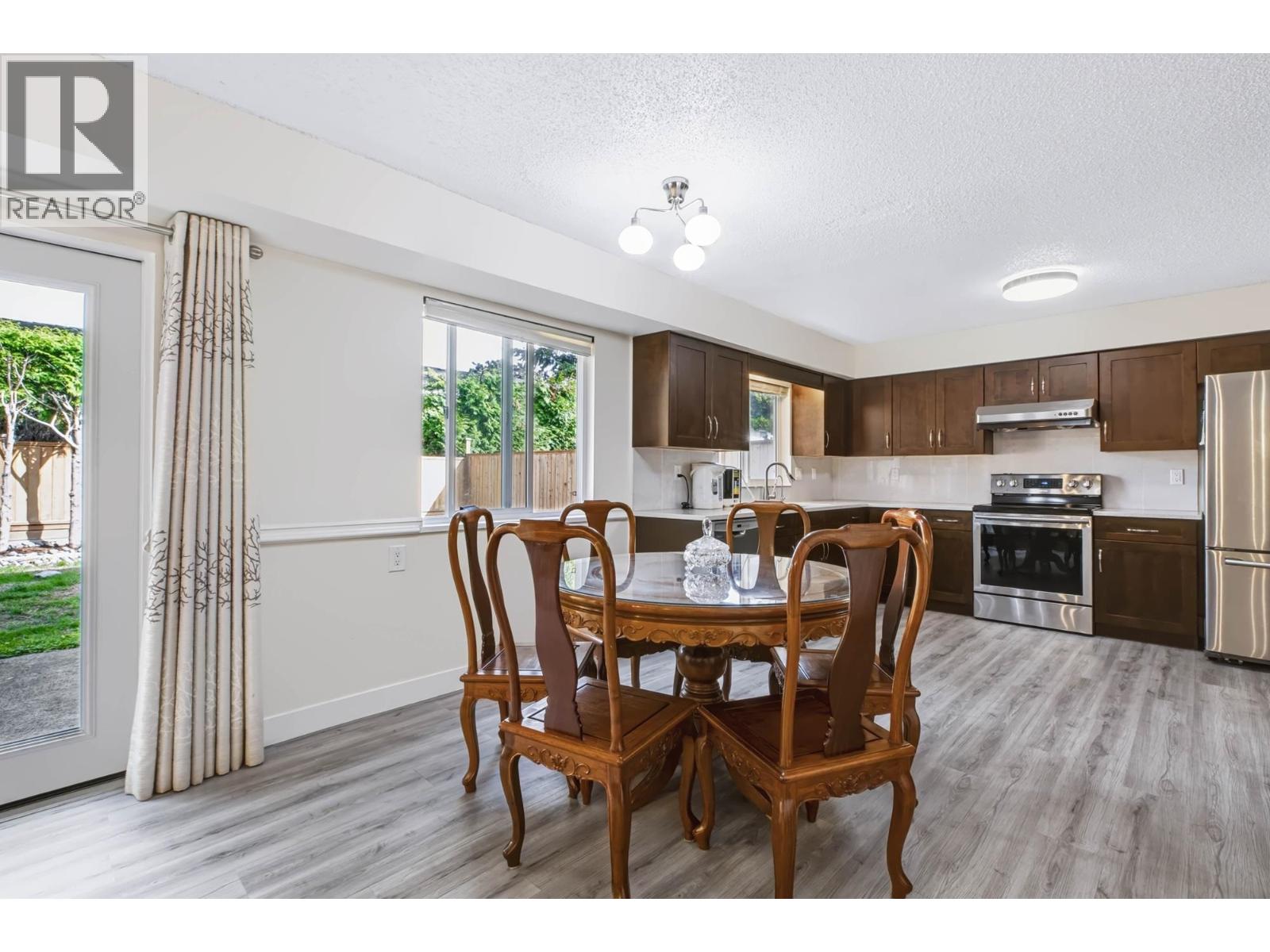 10680 HOLLYMOUNT DRIVE