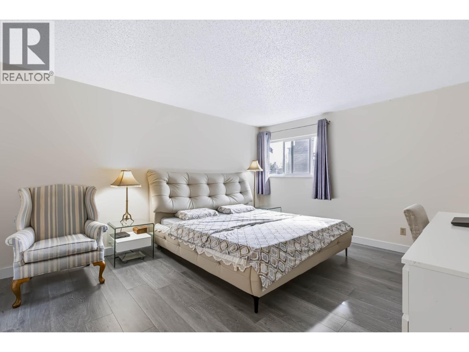 10680 HOLLYMOUNT DRIVE