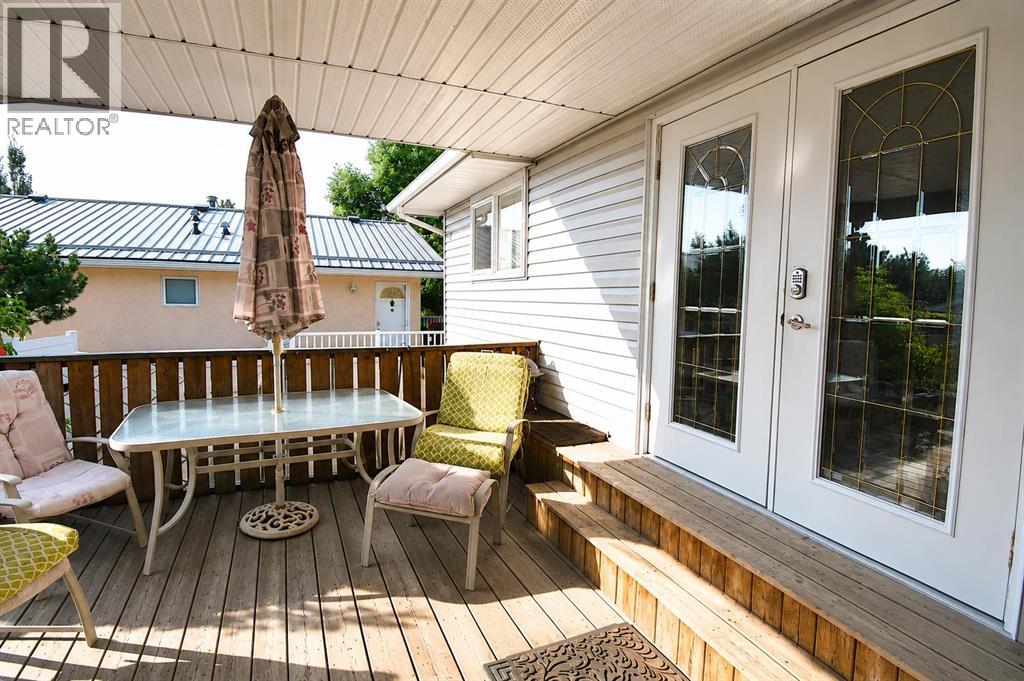39 Chinook Road W
