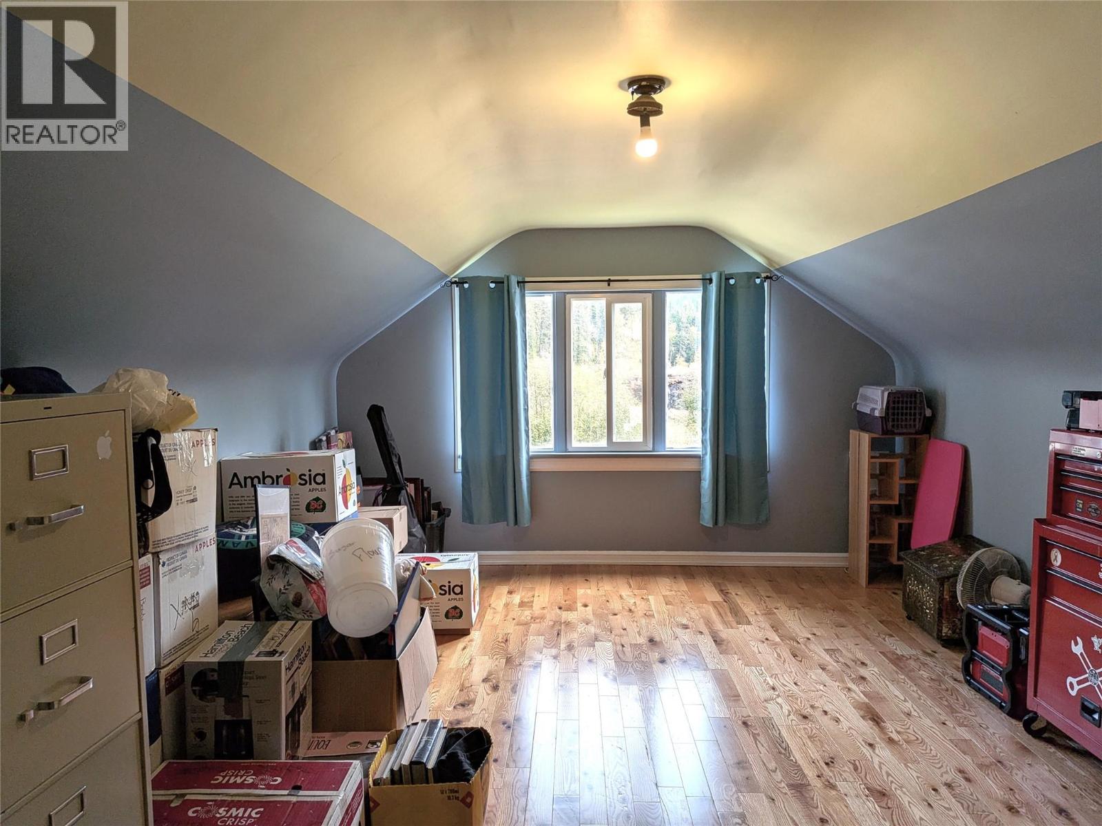 2066 Caughlin Road, Fruitvale, British Columbia V0G 1L1 - Photo 37 - 10395822