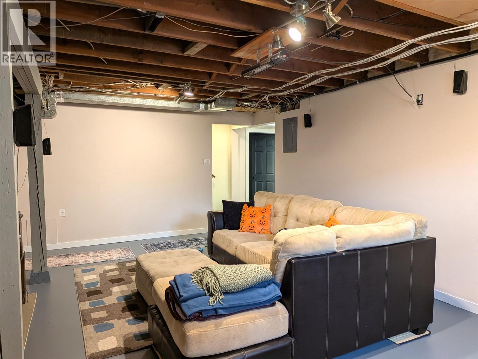 2066 Caughlin Road, Fruitvale, British Columbia V0G 1L1 - Photo 45 - 10395822