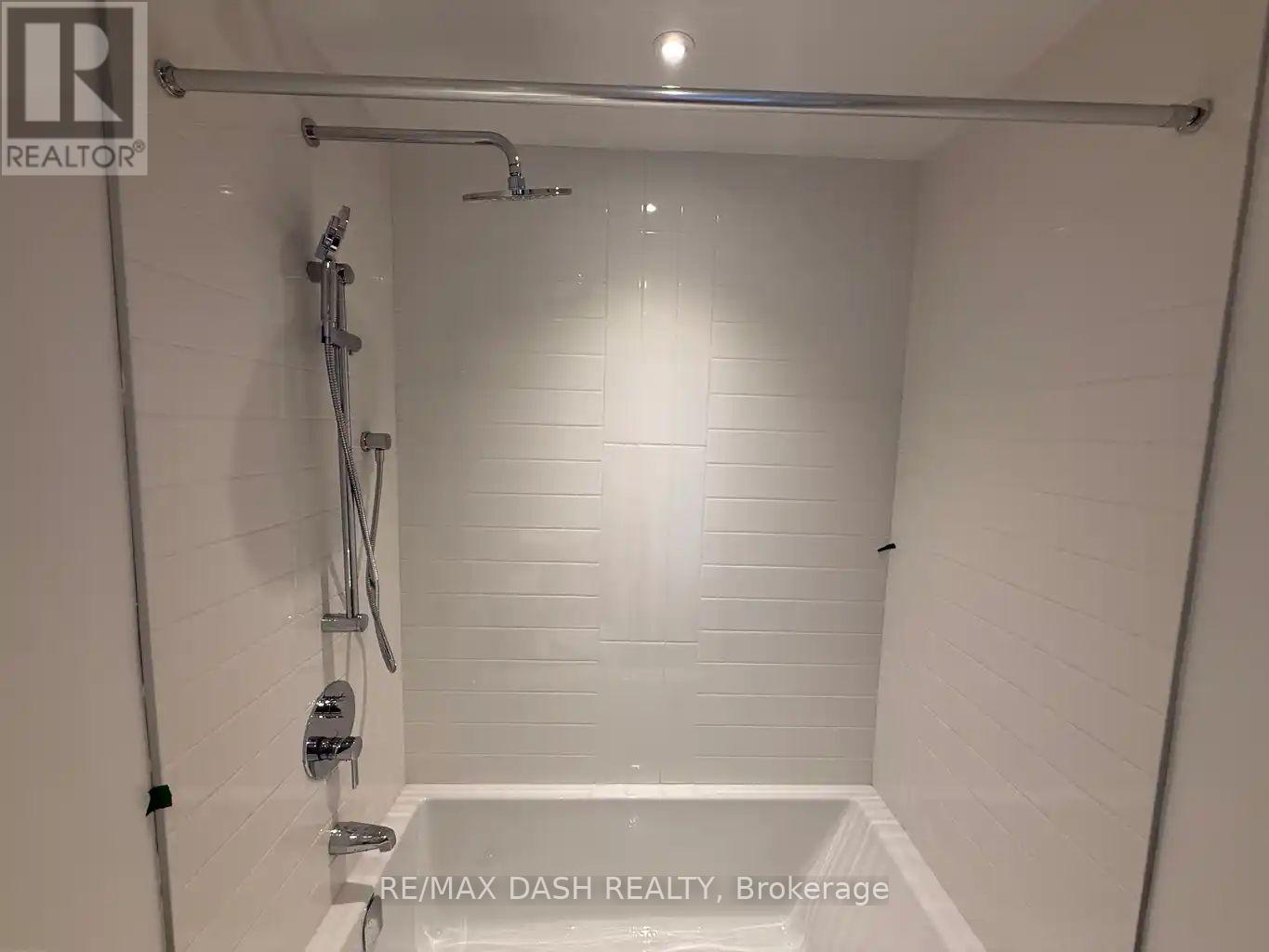 5604 - 448 Burnhamthorpe Road W, Mississauga, Ontario  L5B 0R4 - Photo 15 - W13864072