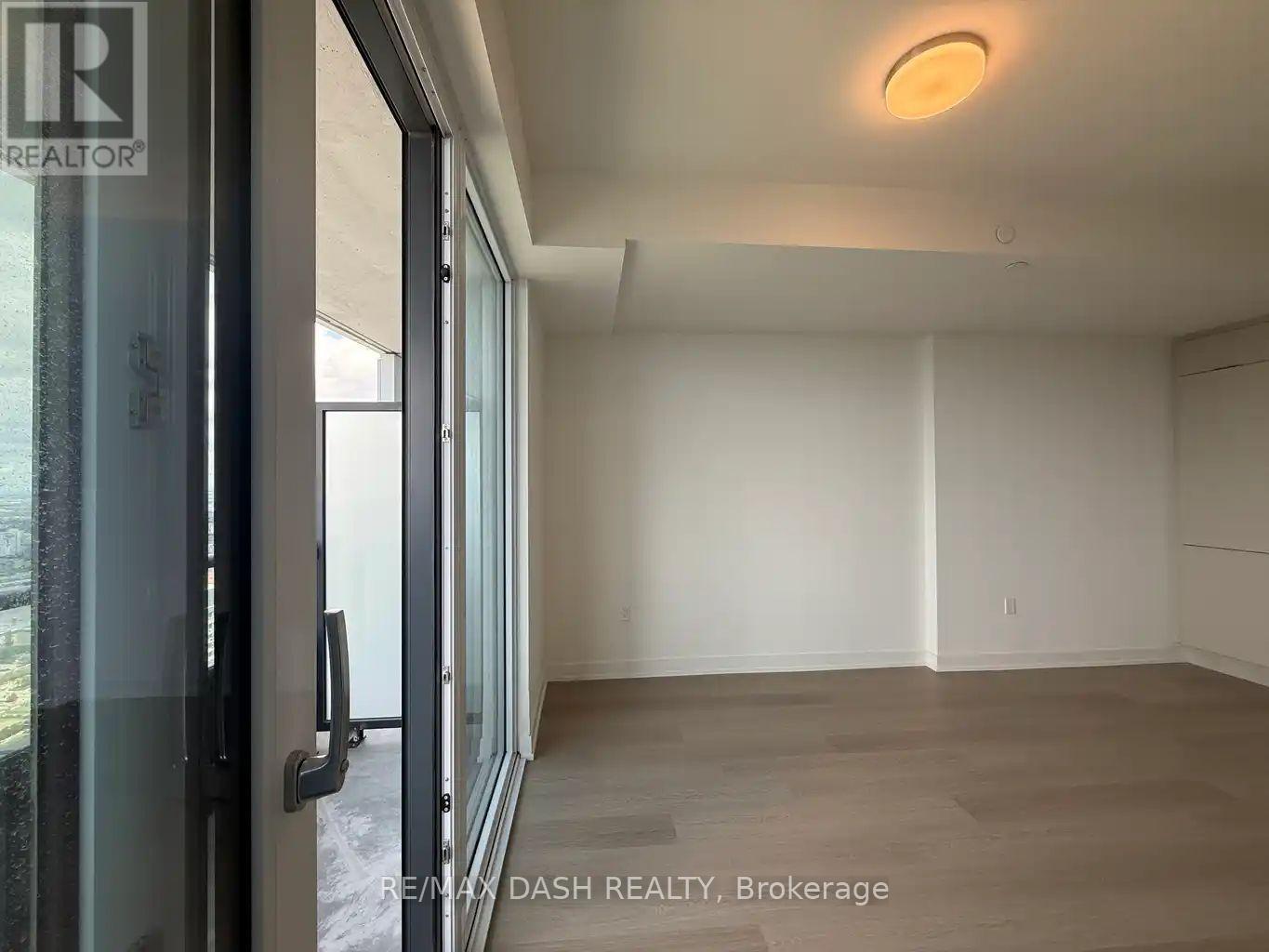5604 - 448 Burnhamthorpe Road W, Mississauga, Ontario  L5B 0R4 - Photo 8 - W13864072